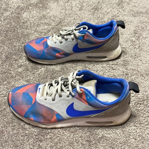 Nike sneakers - Picture 3 of 6